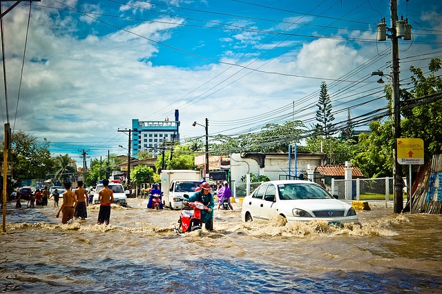 In Which Climatic Zone Do Floods Occur Frequently in Sri Lanka